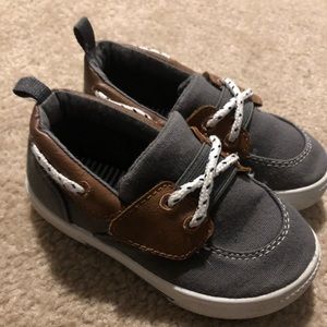 Carter’s Gray and Brown Boys Boat Shoes size 7